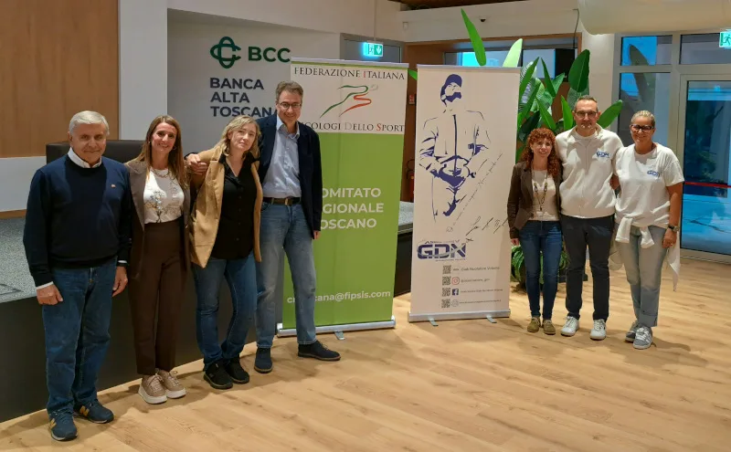 Foto di gruppo finale dell'edizione 2024 di L'atleta al centro